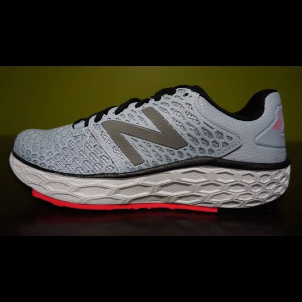 Women’s New Balance fresh foam vongo 3